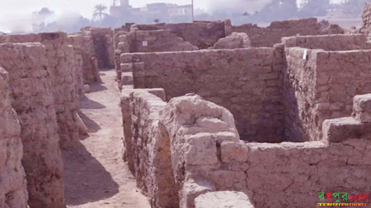 হাজার বছরের প্রাচীন ‘স্বর্ণ শহর’ আবিষ্কার