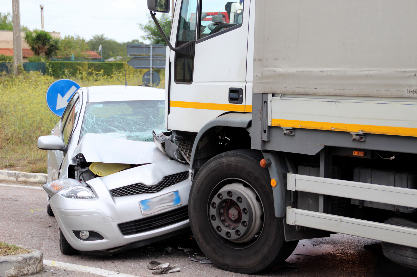 How to Choose the Best Legal Representation After a Truck Accident