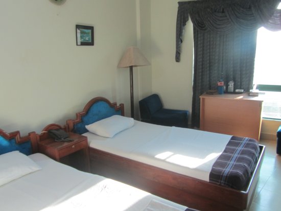 কাপল রুম ময়মনসিংহ